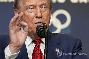 트럼프 “푸틴과 15일 알래스카서 만날 것”…우크라전 출로 찾나