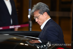 [속보] 삼성전자 정현호 부회장 용퇴…새 사업지원실장에 박학규 사장