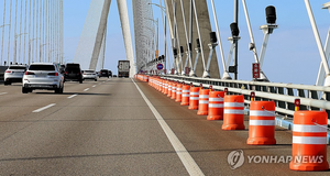 [속보] 중앙언론사 출신 60대 보수유튜버, 인천대교서 추락사망