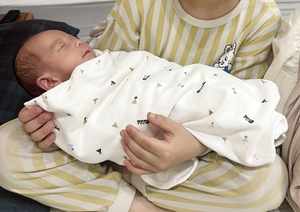 20년 만에 ‘응애’ 아기 울음소리 울려퍼진 이 마을…“백일잔치 준비 한 뜻”