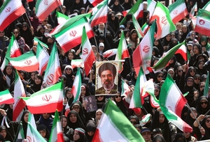 이란 최고지도자, 강경 메시지 발표… “이란 해군, 적에 패배 안길 준비”