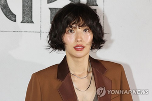 ‘강도 상해’ 나나, 피고인에 “재밌니?…내 눈 똑바로 봐라”