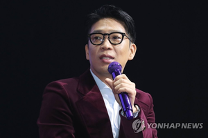‘발치몽’ 해명 MC몽, ‘불법도박’ 김민종 지목…“명백한 허위·법적 대응”