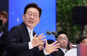 李대통령 “‘사금융’ 전세 사라지는 추세…부동산정책, 선거에 좋은 영향 많았을 것”