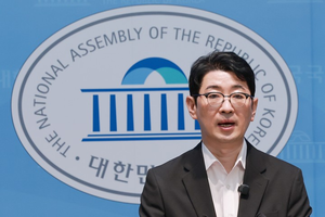 주진우 “김승원 온가족, 국민혈세로 배 불려…아내 원장인 복지기관에 자녀 취업”