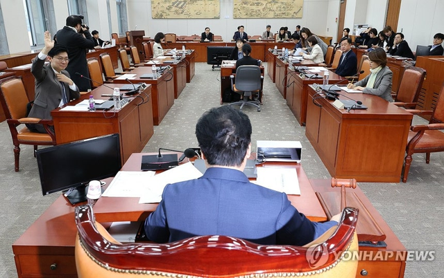국회 교육위원회 법안소위. 연합뉴스