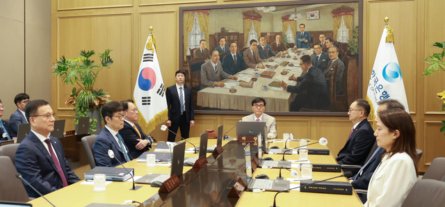 한국은행 금융통화위원회가 10일 기준금리를 동결했다. [한국은행 제공]