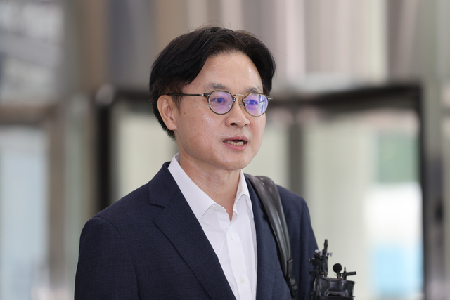 김정관 후보자, 인사청문회 준비사무실 첫 출근 [연합뉴스]