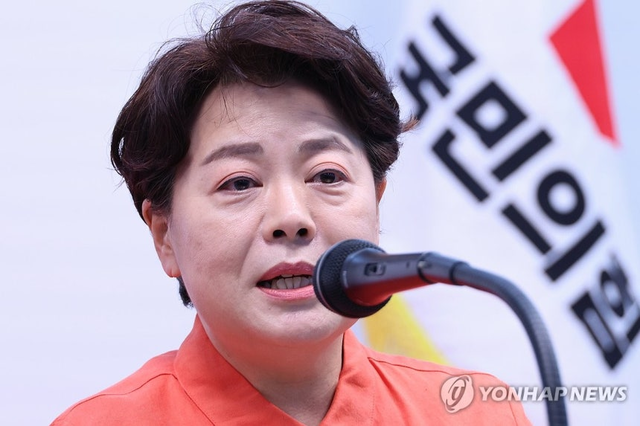 윤희숙, 나경원·윤상현·장동혁·송언석 거취 결정 요구. 연합뉴스