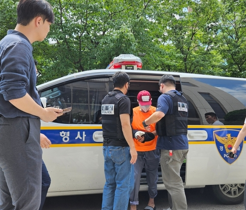 동거 여성 살해 60대 중국인 [연합뉴스]