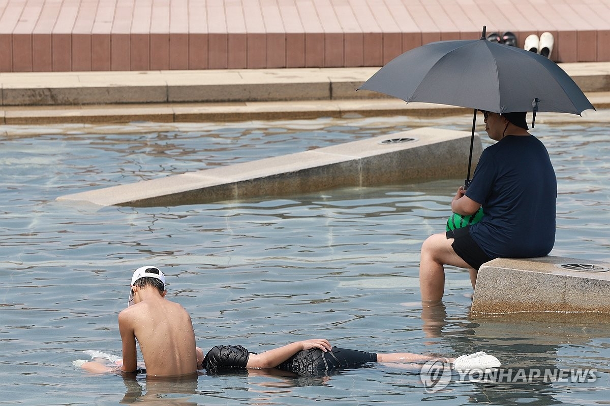 폭염·열대야에 온열질환자 3천명 넘어서