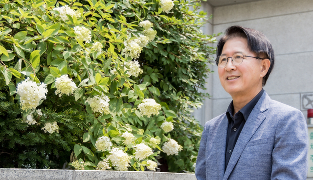 김만흠 전 국회입법조사처장. 박동욱기자 fufus@