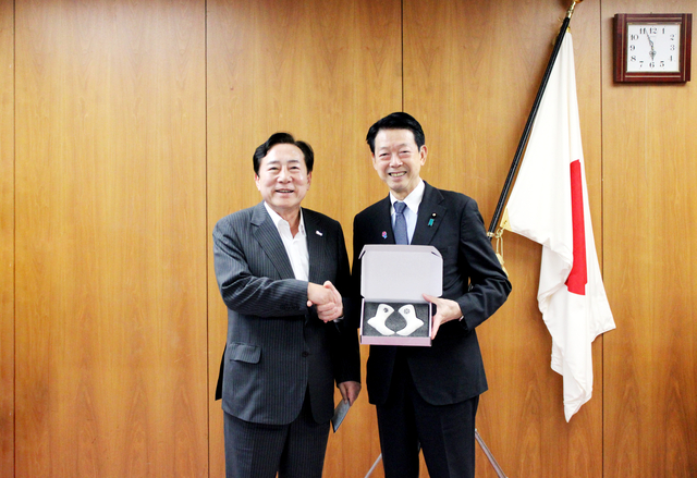 중소기업중앙회는 지난 1일 일본 도쿄에서 일본 전국중소기업단체중앙회와 오는 11월 ‘한일 중소기업 포럼’을 공동 개최하기로 합의했다. 중기중앙회 제공