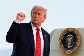 [속보] 트럼프 “美로 수십억달러 들어오고 있다, 미국 위대해”…한밤중 상호관세 발효 알려