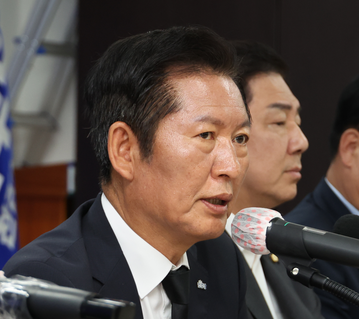 정청래, 민주당 혁신을 위한 '싸움' 선언! 호남 최고위원회의 강경 발언 논란과 전망