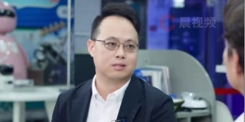 인터뷰 중인 장치펑 [중국매체 샤오샹천바오 소셜미디어 캡처]