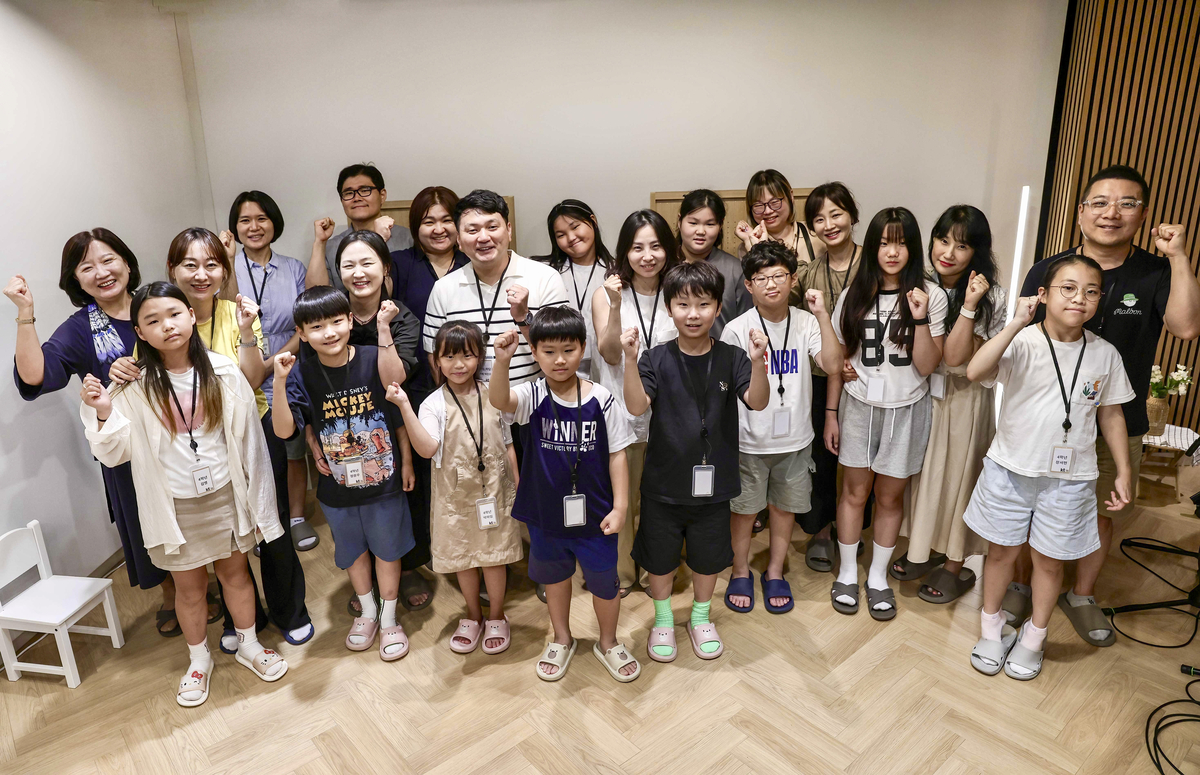 KTis, 임직원 자녀와 함께한 동화책 낭독 봉사 - 뉴스 썸네일 이미지