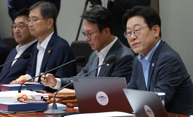 이재명 대통령, 국무회의 주재. 연합뉴스