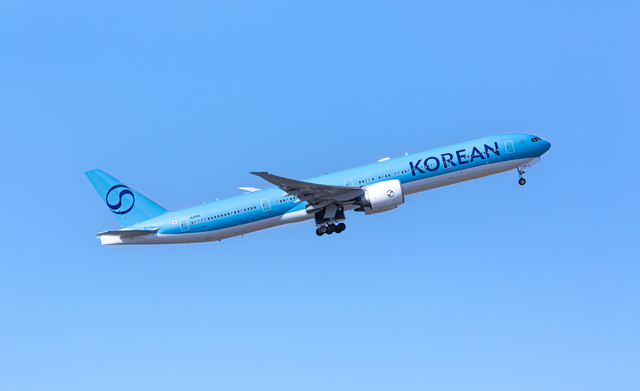 대한항공이 일반석 개조를 추진했다가 철회한 보잉 B777-300ER 이미지. 대한항공 제공.