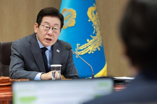 이재명 대통령이 9일 서울 용산 대통령실에서 열린 국무회의에서 발언하고 있다. [대통령실통신사진기자단]