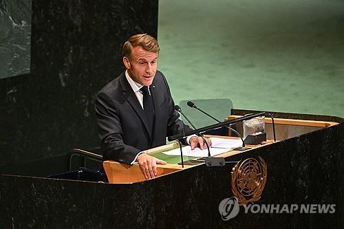 팔레스타인 국가 인정 선언하는 마크롱 프랑스 대통령. 뉴욕 EPA=연합뉴스