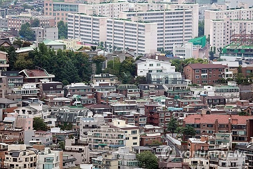 서울 남산에서 바라본 서울 시내 아파트·주택 단지. [연합뉴스 자료사진]