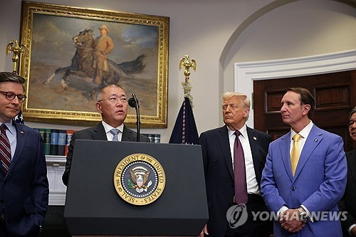 지난 3월 대미 투자 발표하는 정의선 현대차 회장. [로이터=연합뉴스]