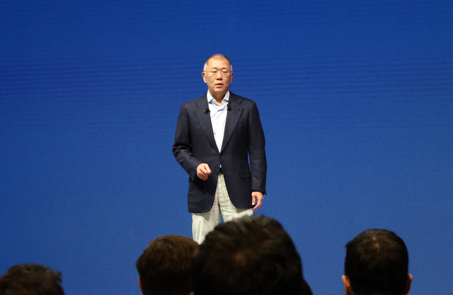 정의선 5년, 현대차그룹 ‘글로벌 프런티어’로…위기 돌파하는 리더십