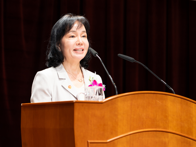 송경희 개인정보보호위원장이 지난 10일 정부서울청사에서 열린 취임식에서 취임사를 하고 있다. 개인정보보호위원회 제공