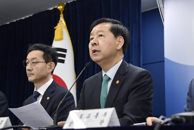 서울 전역·경기 12개 지역, 토허구역·조정대상지역·투기과열지구 지정