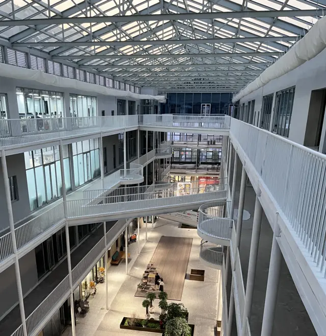 지투지인터내셔날 제공