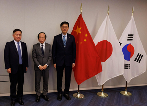 이창용 총재, 한·중·일 중앙은행총재 회의 참석…“내년 주최자는 한은”