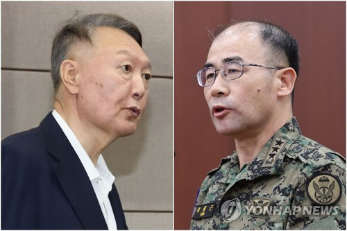 윤석열 전 대통령과 곽종근(오른쪽) 전 육군특수전사령관.<연합뉴스 사진>
