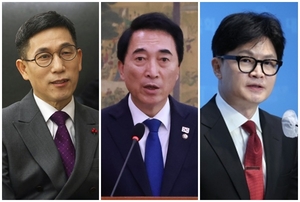 “‘계몽령’이랑 뭐가 다르나”…진중권·한동훈, 與 ‘국정안정법’ 직격