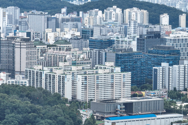 이달 전국 아파트 3만6600가구 분양…전년比 24% 증가