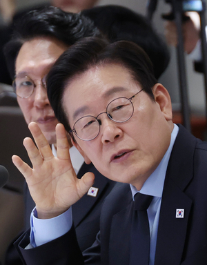 李대통령, 암표거래 지적…“과징금 세게 부과해야”