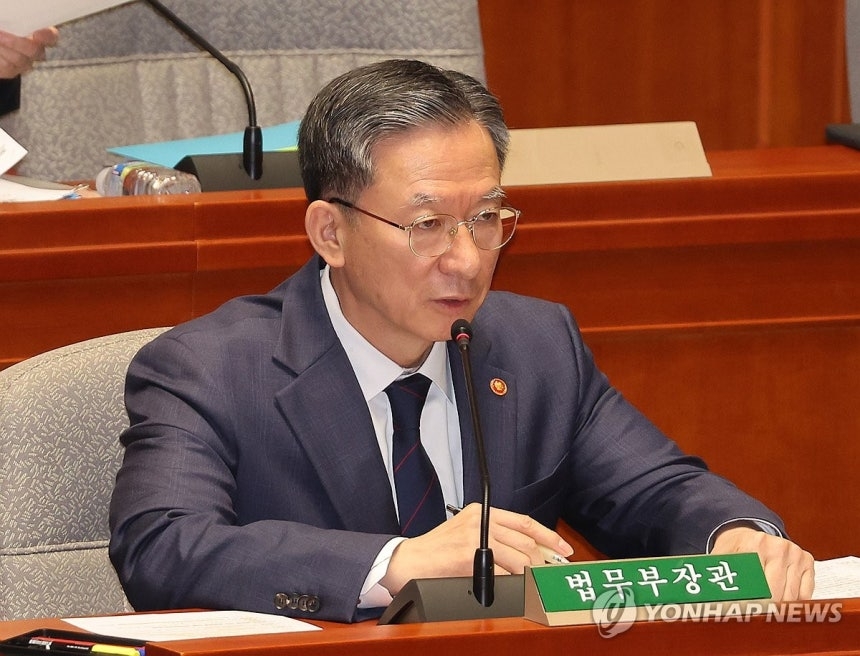 정성호 “‘신중 검토’라는 말에 무슨 외압 있겠나…일상적인 얘기”