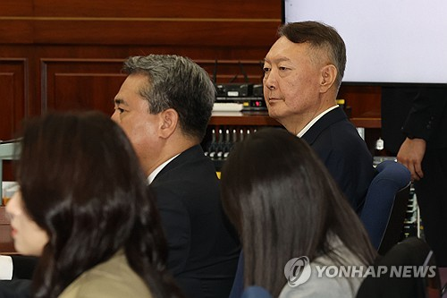 “증언 거부도 출석이 원칙”…한덕수 재판부, 尹에 과태료·구인장