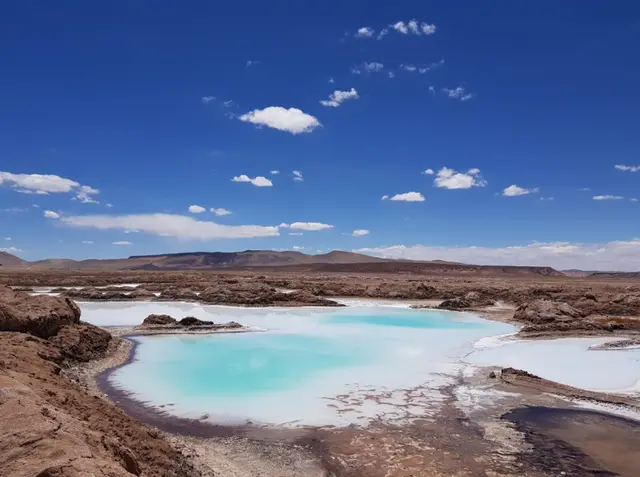 아르헨티나에 있는 ‘옴브레 무에르토’ 리튬 염호 모습. 포스코홀딩스 제공.