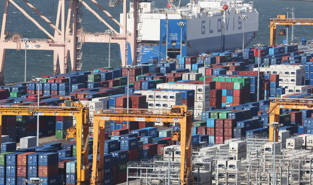 10월 ICT 수출 233억달러 ‘역대 최대’…“반도체 수출 호조”