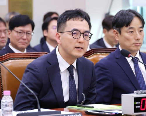 구자현 서울고검장이 지난 10월 23일 국회 법제사법위원회 전체회의에서 의원 질의에 답변하고 있다. [연합뉴스]