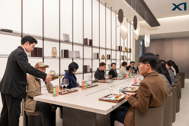 대치동 자이갤러리에서 지난 15일 ‘자이안 데이’ 행사가 진행되고 있다. [GS건설 제공]