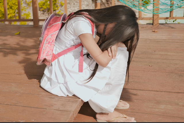 어린 시절의 외로움, 치매 위험 높인다 [아이클릭아트 제공]