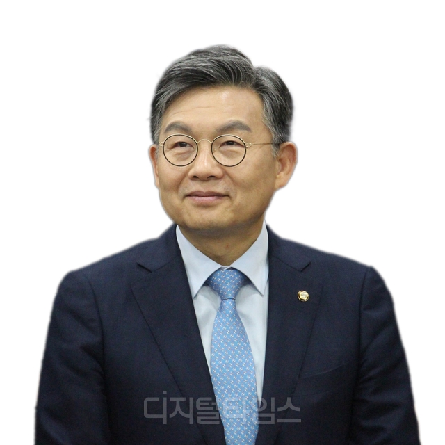 국회 보건복지위원회 소속 김윤 더불어민주당 의원. [디지털타임스 DB]