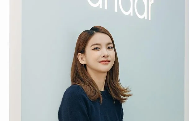 안다르 창업자 신애련 “남편 국보법 위반, 결혼 전이라 몰랐다”