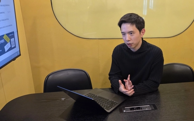 박정현 비브리지 대표가 디지털타임스와 인터뷰하고 있다. 강민성 기자