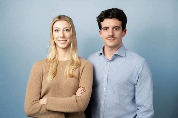 오스티움 공동 창립자, 칼레도라 키어넌-린(Kaledora Kiernan-Linn, 왼쪽)과 마르코 안토니오 히베이루(Marco Antonio Ribeiro).