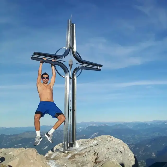 여자친구인 구르트너를 영하 20도의 산 정상에 놔두고 하산해 숨지게 만든 토마스 플램버거. [플램버거 SNS 캡처]