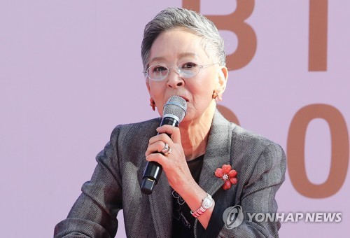 원로배우 김지미 [연합뉴스 자료사진]