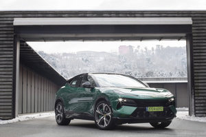 [돈+Cars] 스포츠카 한계를 넘어…‘로터스 엘레트라’가 보여준 전기 SUV의 진화